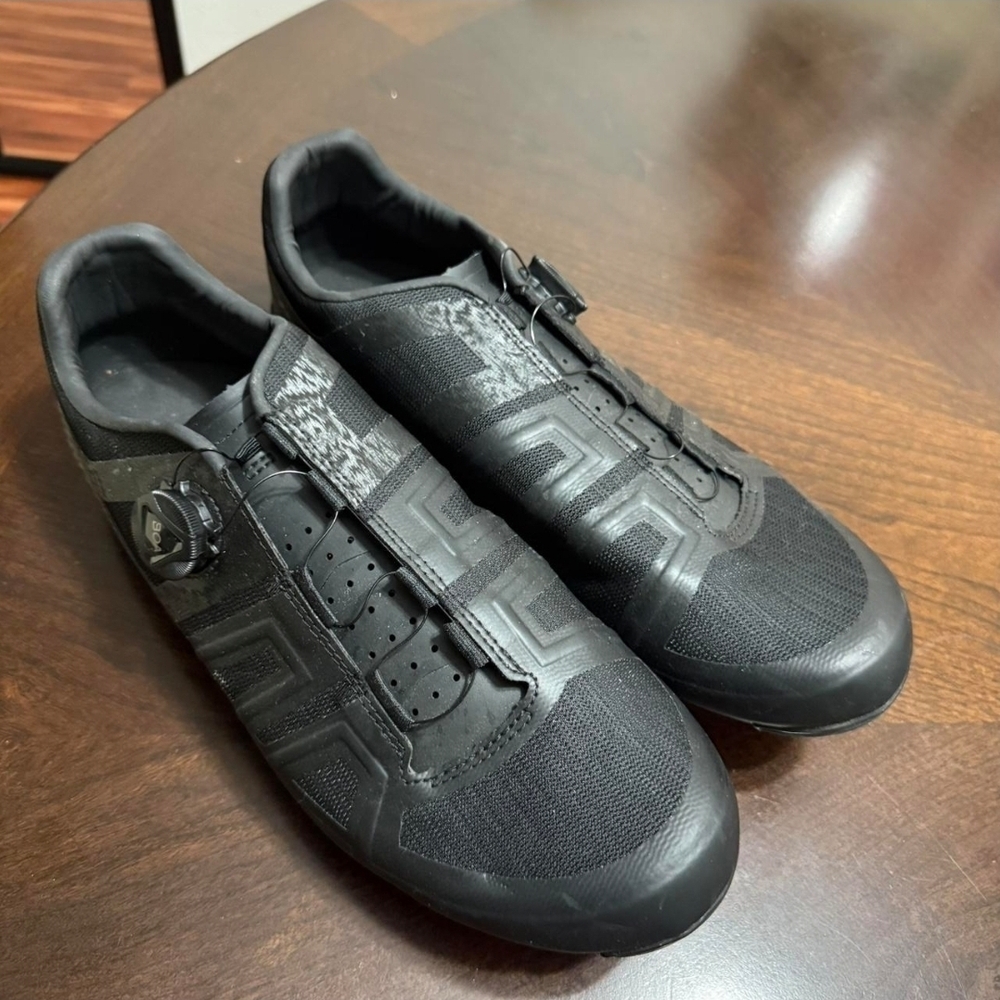Pearl Izumi Black Cycling Shoes